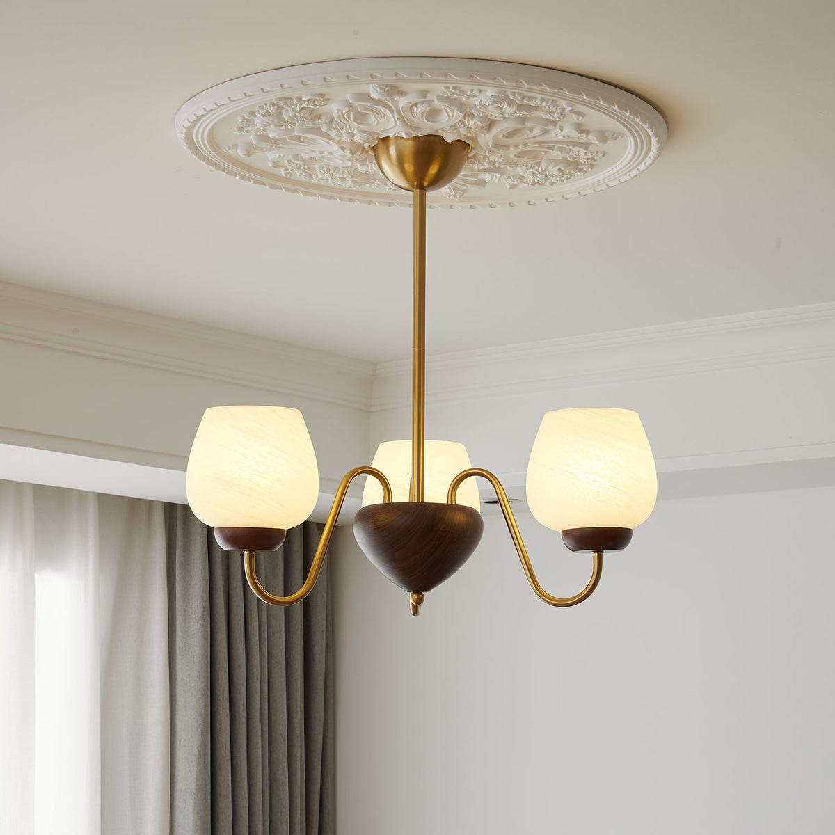 Lustre Pâquerette en verre et bois – vue 33