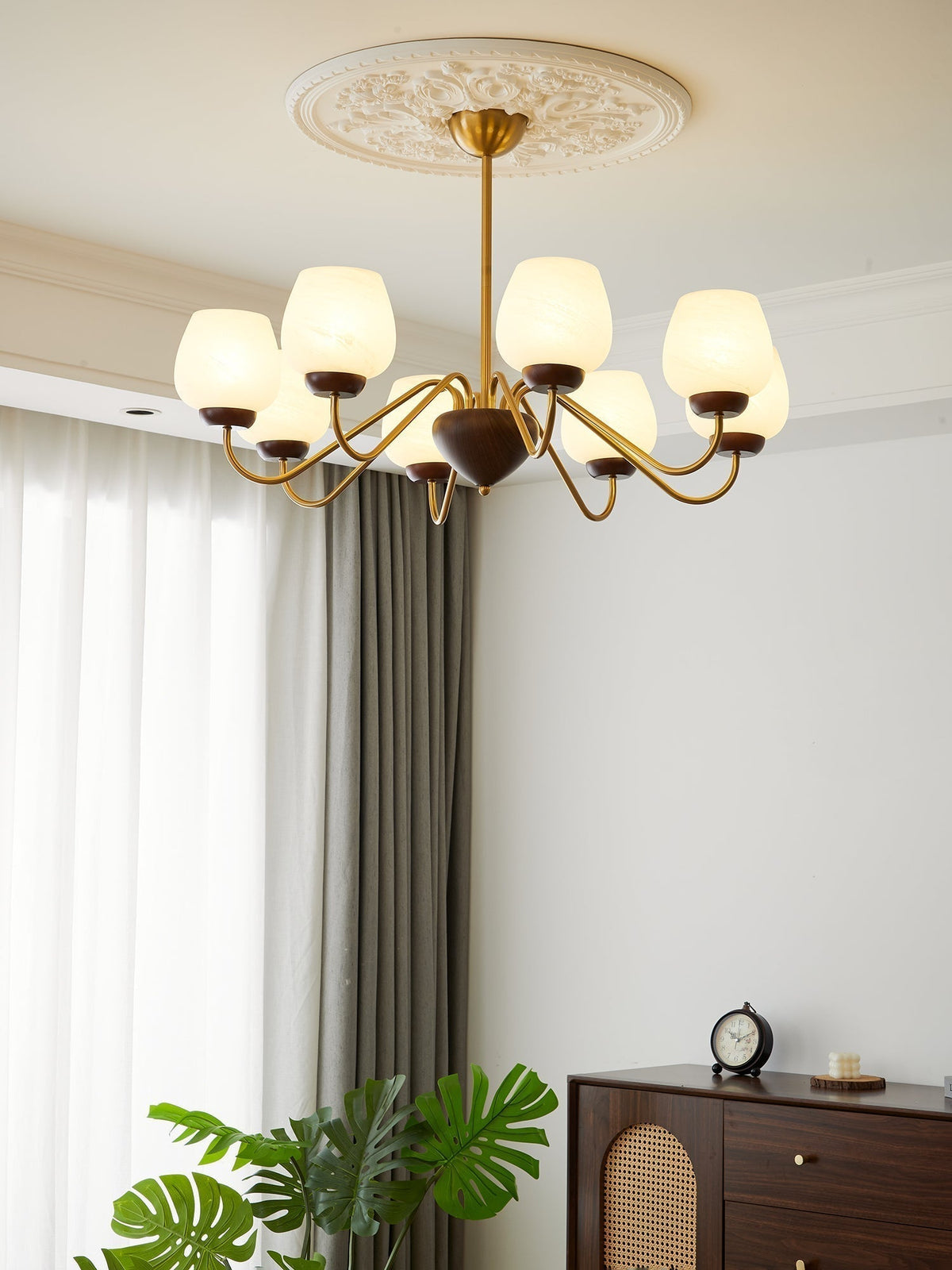 Lustre Pâquerette en verre et bois – vue 37