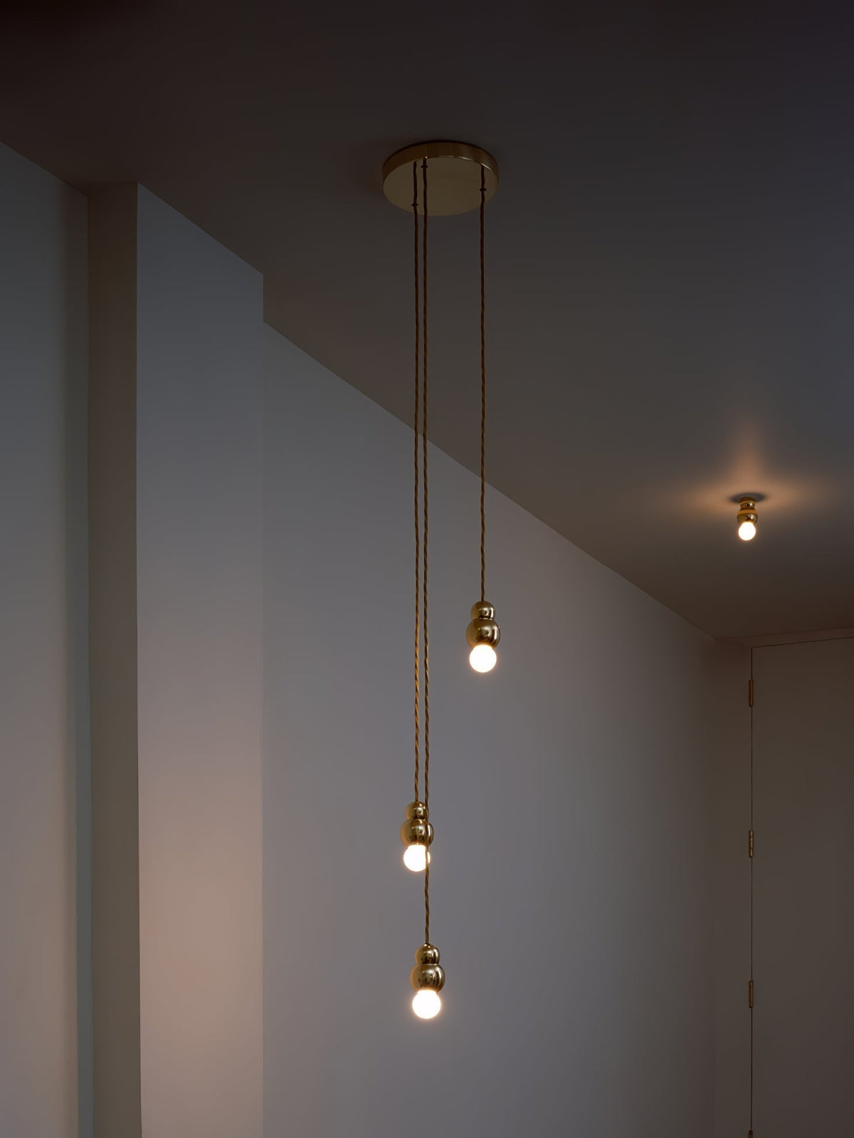 Suspension Augustine en verre et aluminium – vue 57