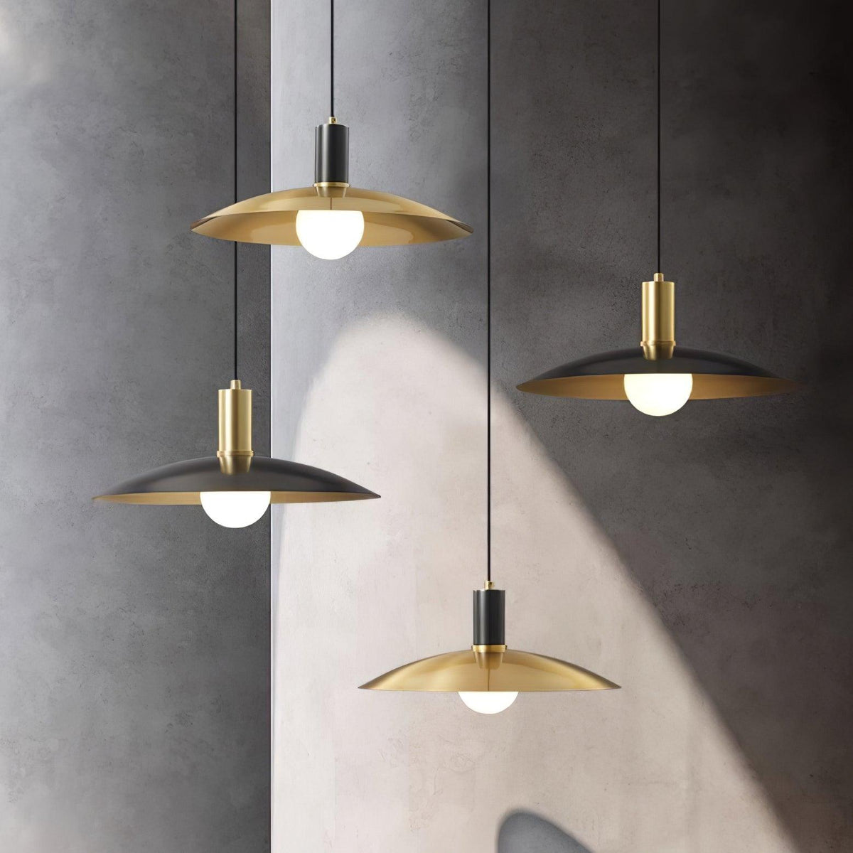 Suspension Baladin en verre et laiton – vue 4
