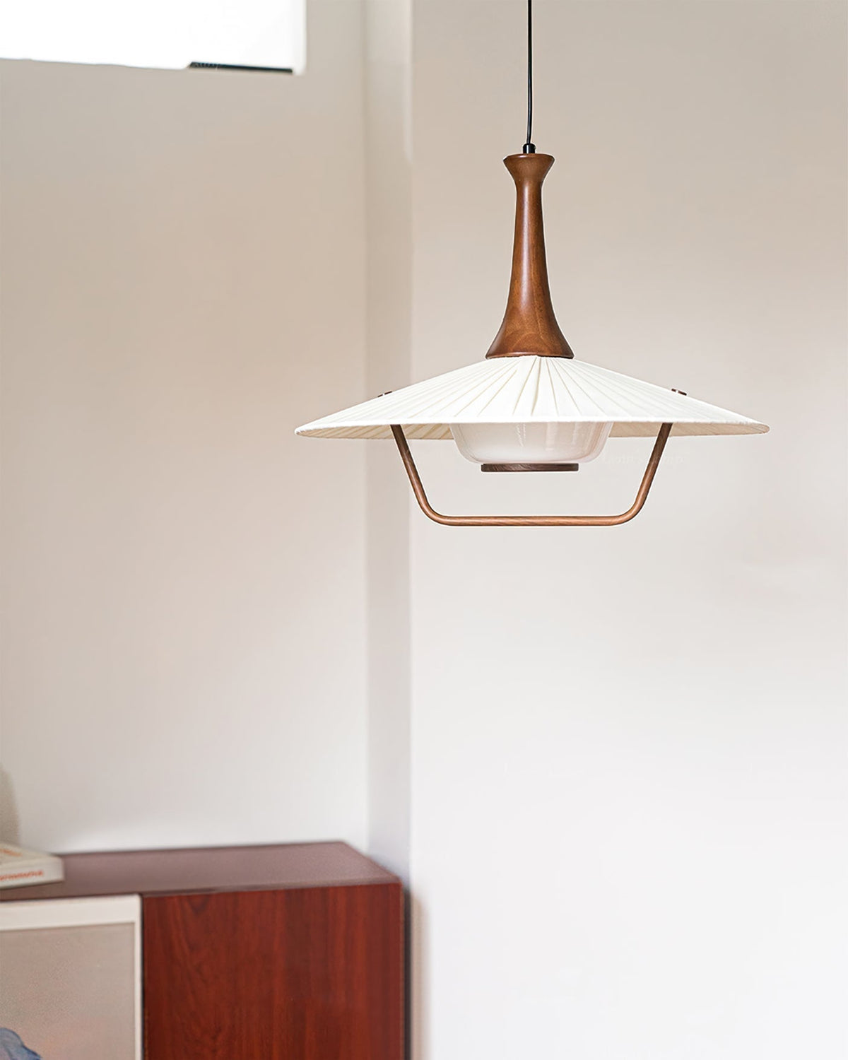 Suspension Sérénade en bois et tissu – vue 2