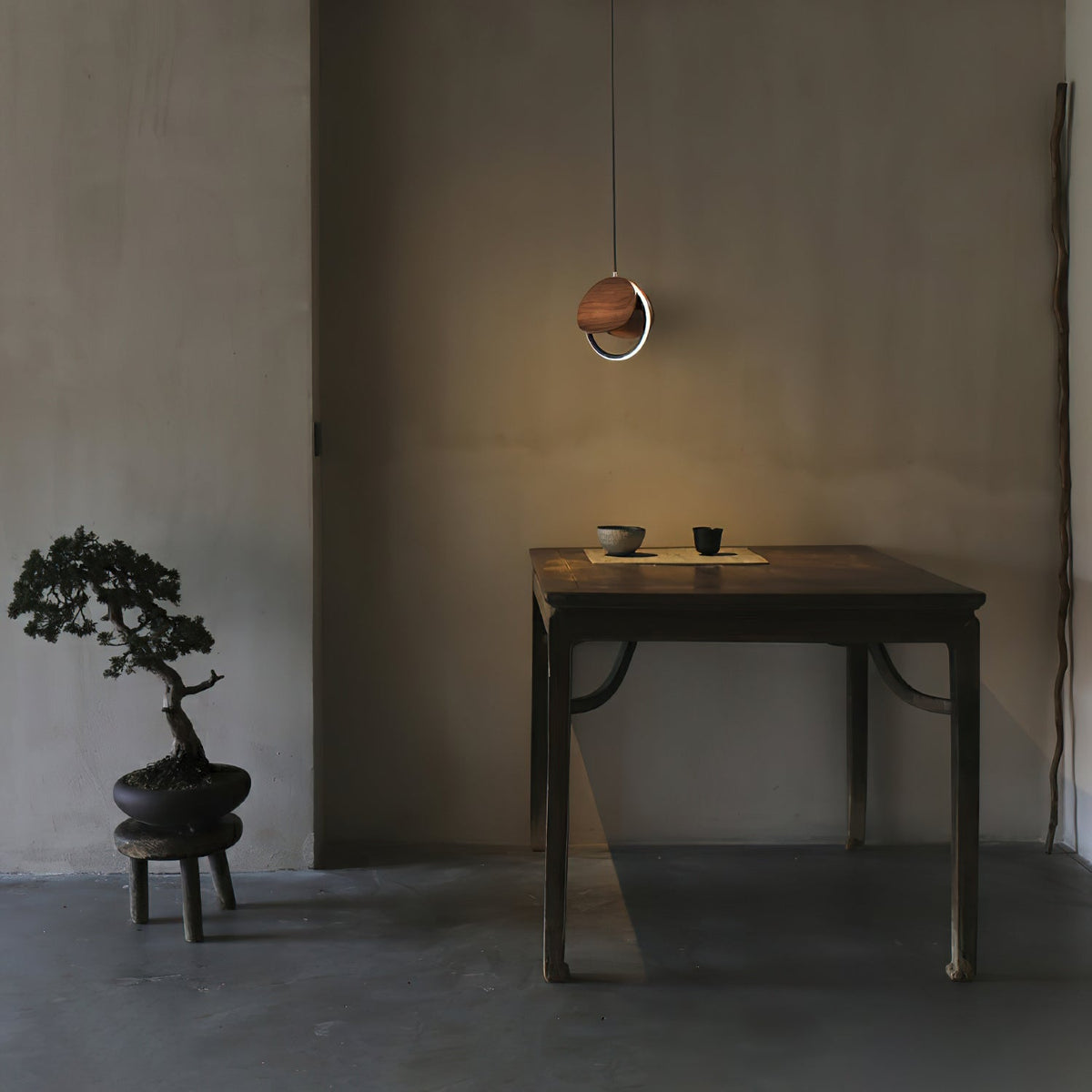 Lustre Ambleteuse en bois et métal – vue 10
