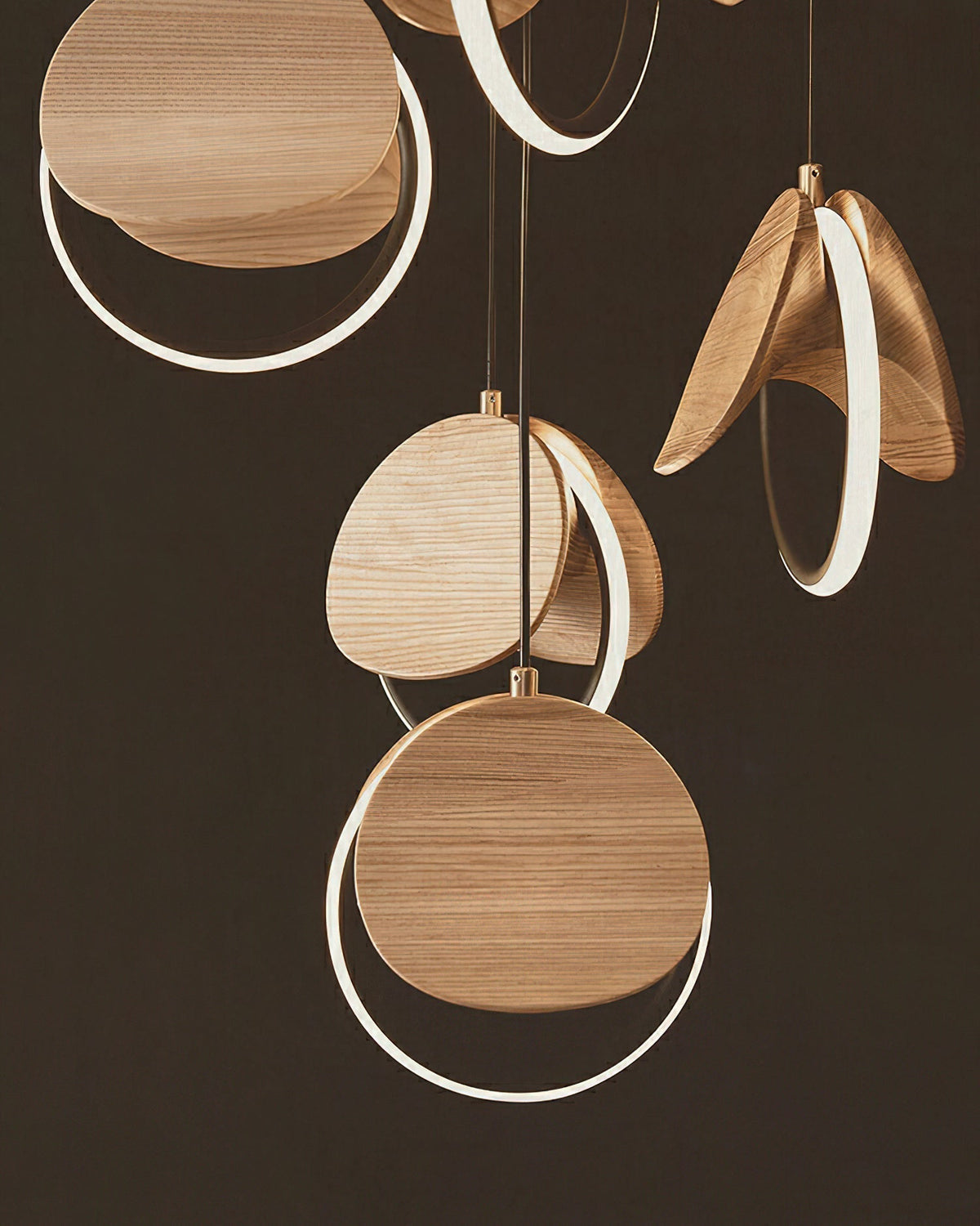 Lustre Ambleteuse en bois et métal – vue 13