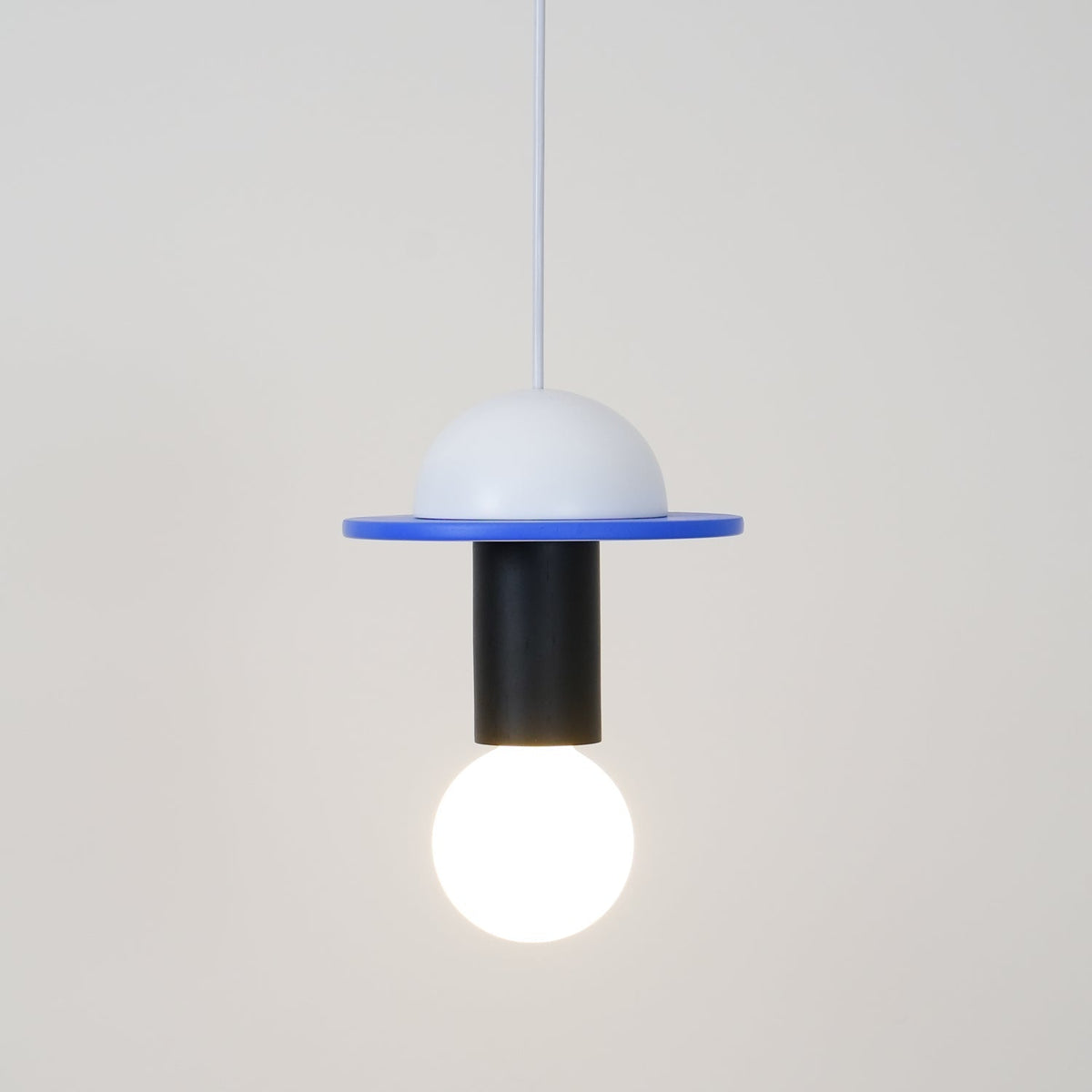 Suspension Kaléidoscope en bois et verre – vue 137