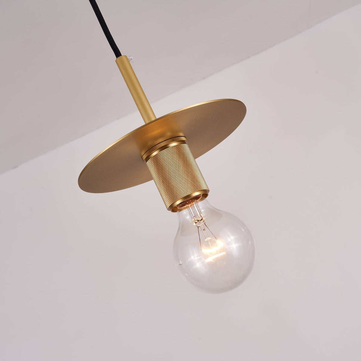 Suspension Gordes en laiton – vue 5