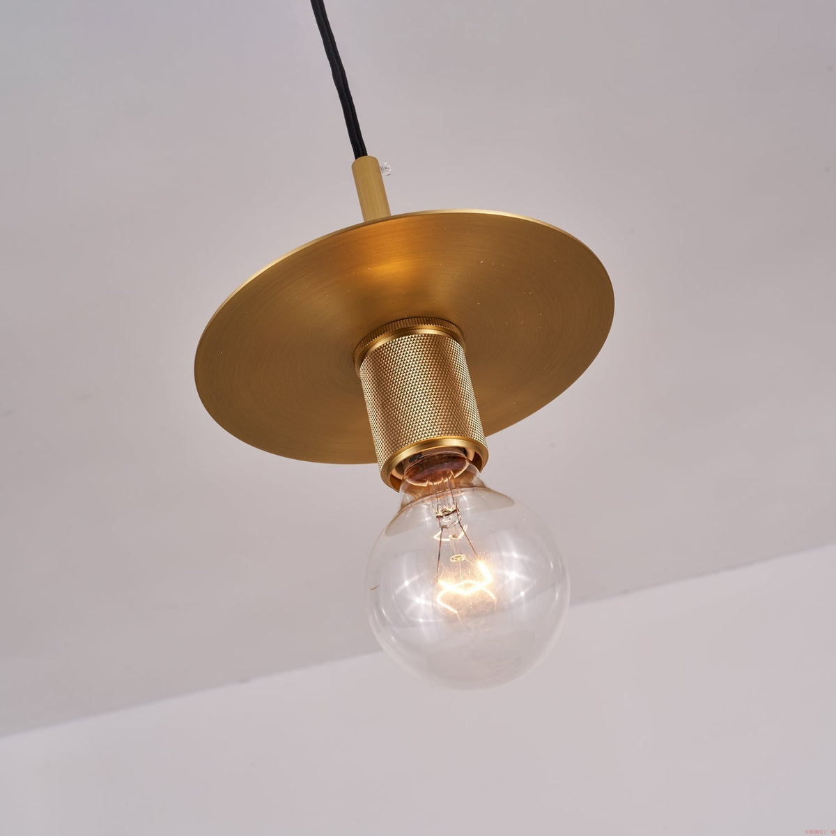 Suspension Gordes en laiton – vue 6