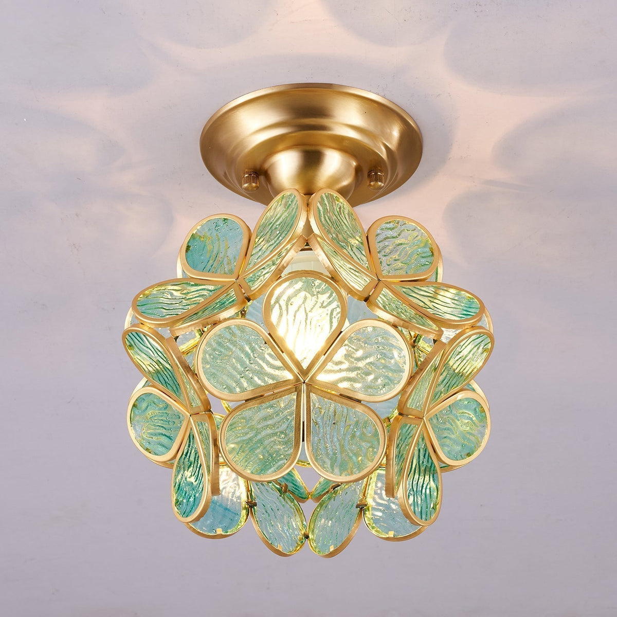 Plafonnier Tessella en verre et laiton – vue 7