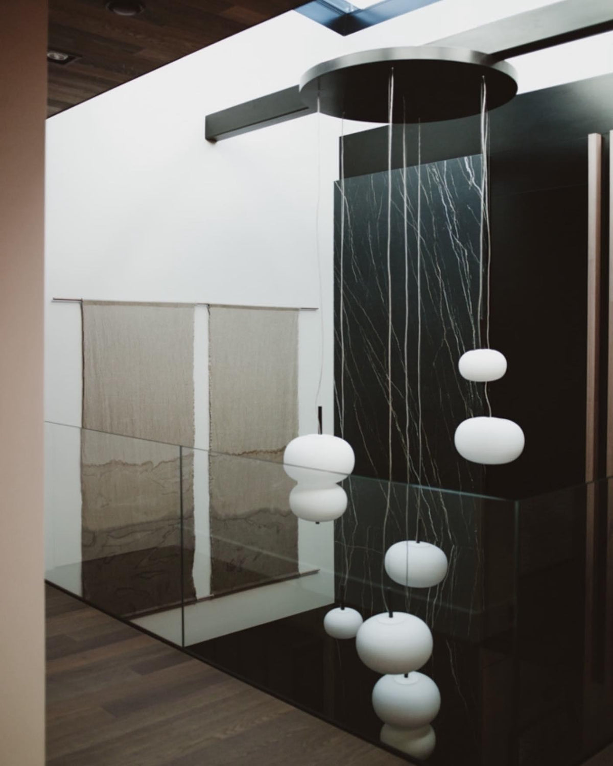 Suspension Ségur en verre et bois – vue 39