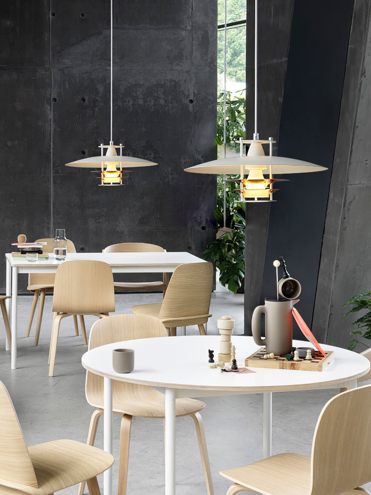 Suspension Cyclamen en aluminium – vue 37