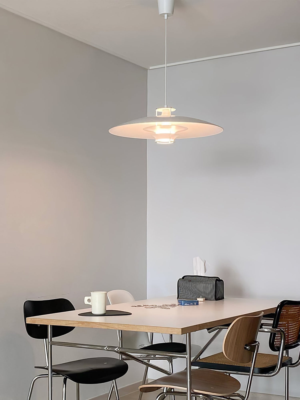 Suspension Cyclamen en aluminium – vue 49