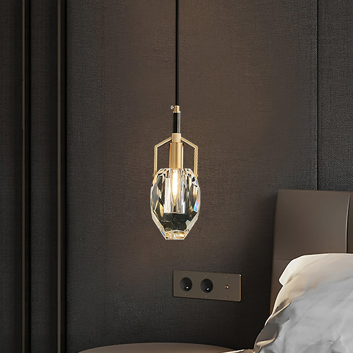 Suspension Léda en cristal et laiton – vue 16