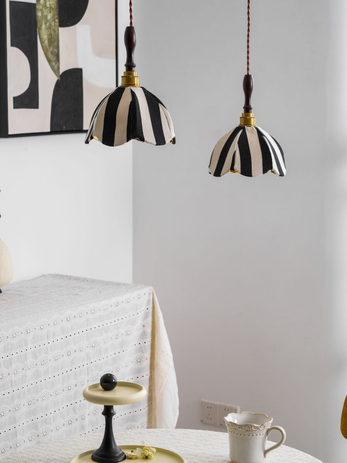 Suspension Ancolie en tissu et métal – vue 10