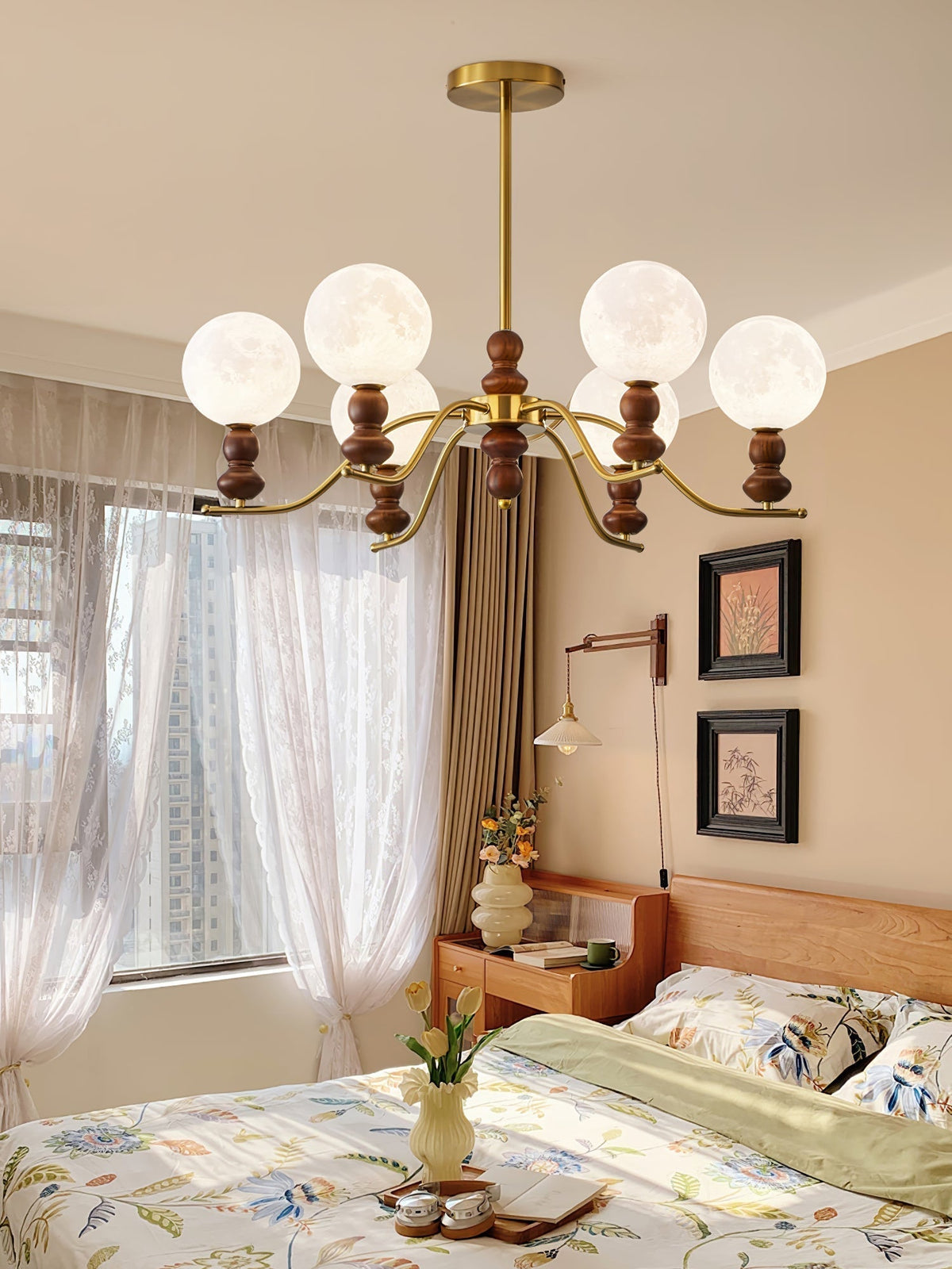 Lustre Babette en bois et laiton – vue 19