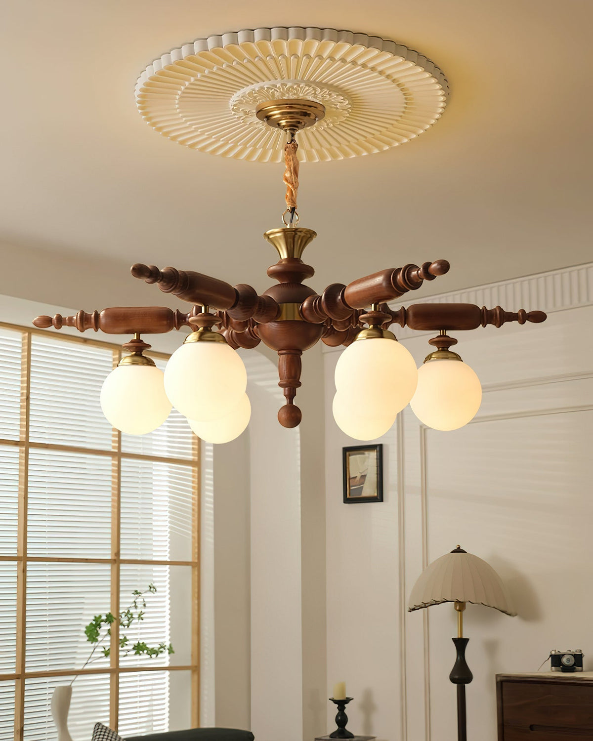 Lustre Rosalie en verre et bois – vue 19