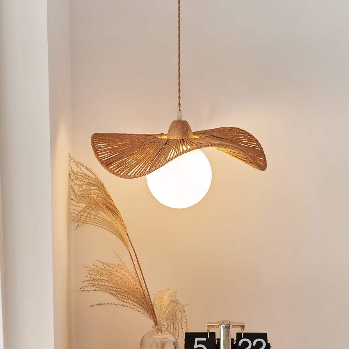 Suspension Nausicaa en verre et jute – vue 3