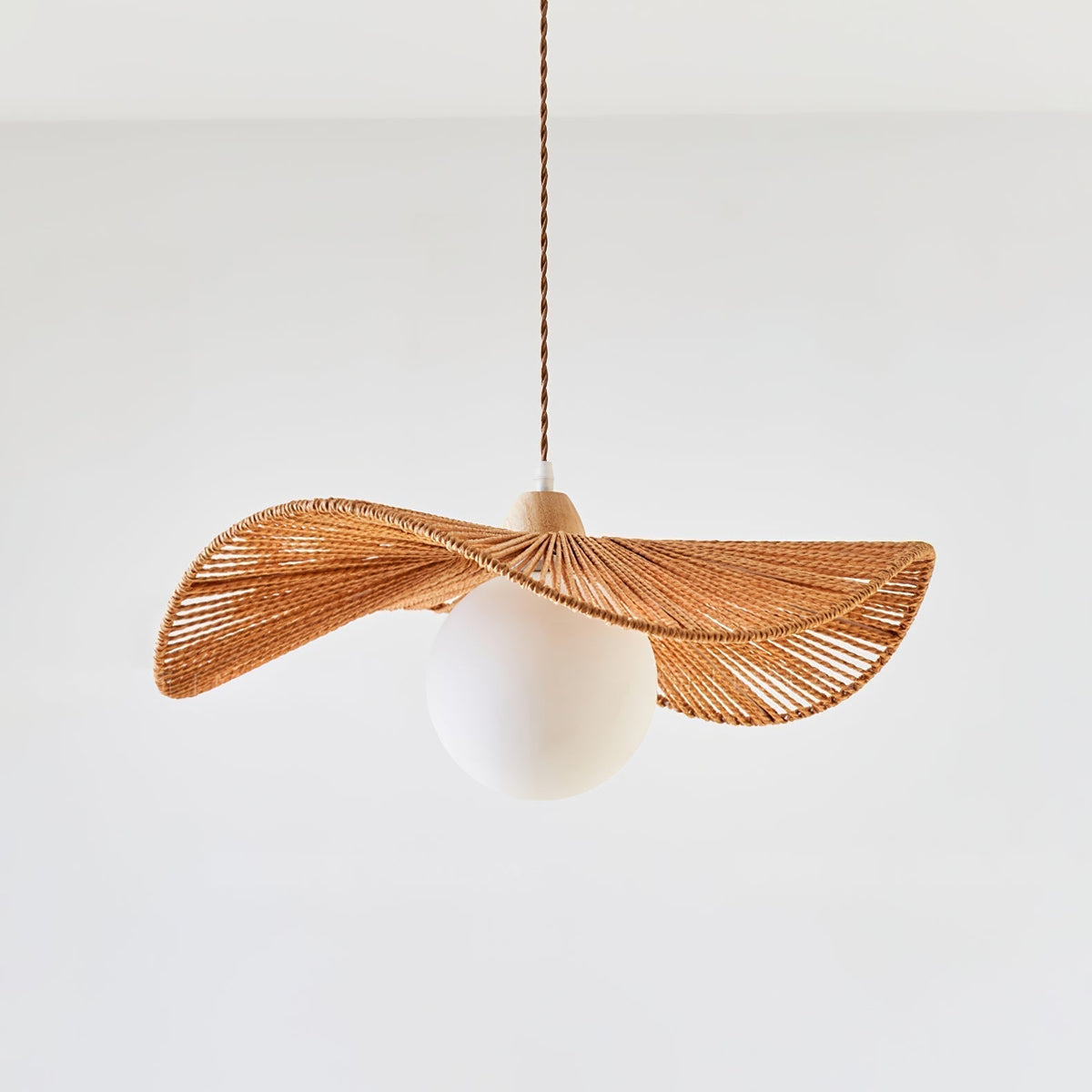 Suspension Nausicaa en verre et jute – vue 7
