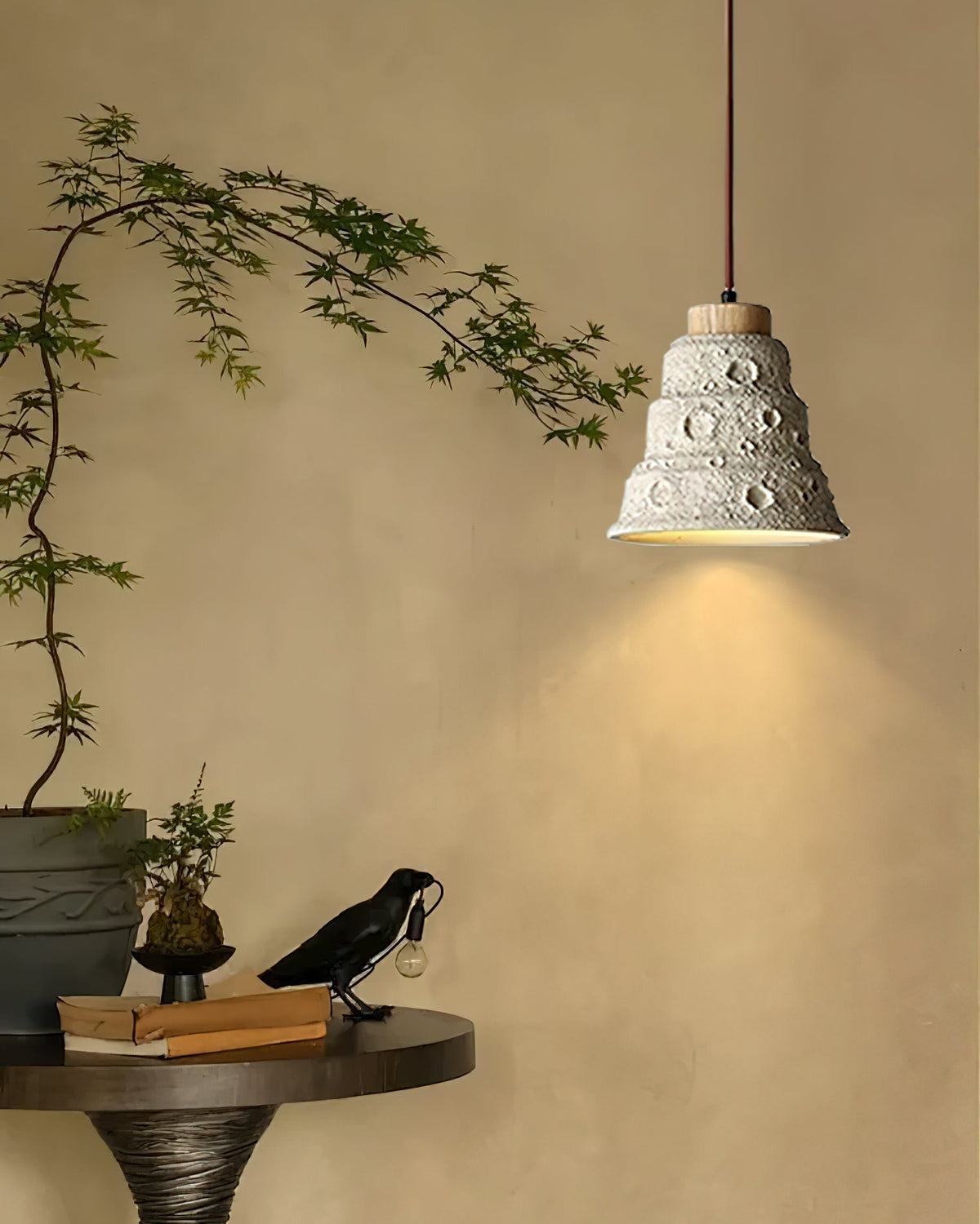 Suspension Indigo en pierre et bois – vue 8