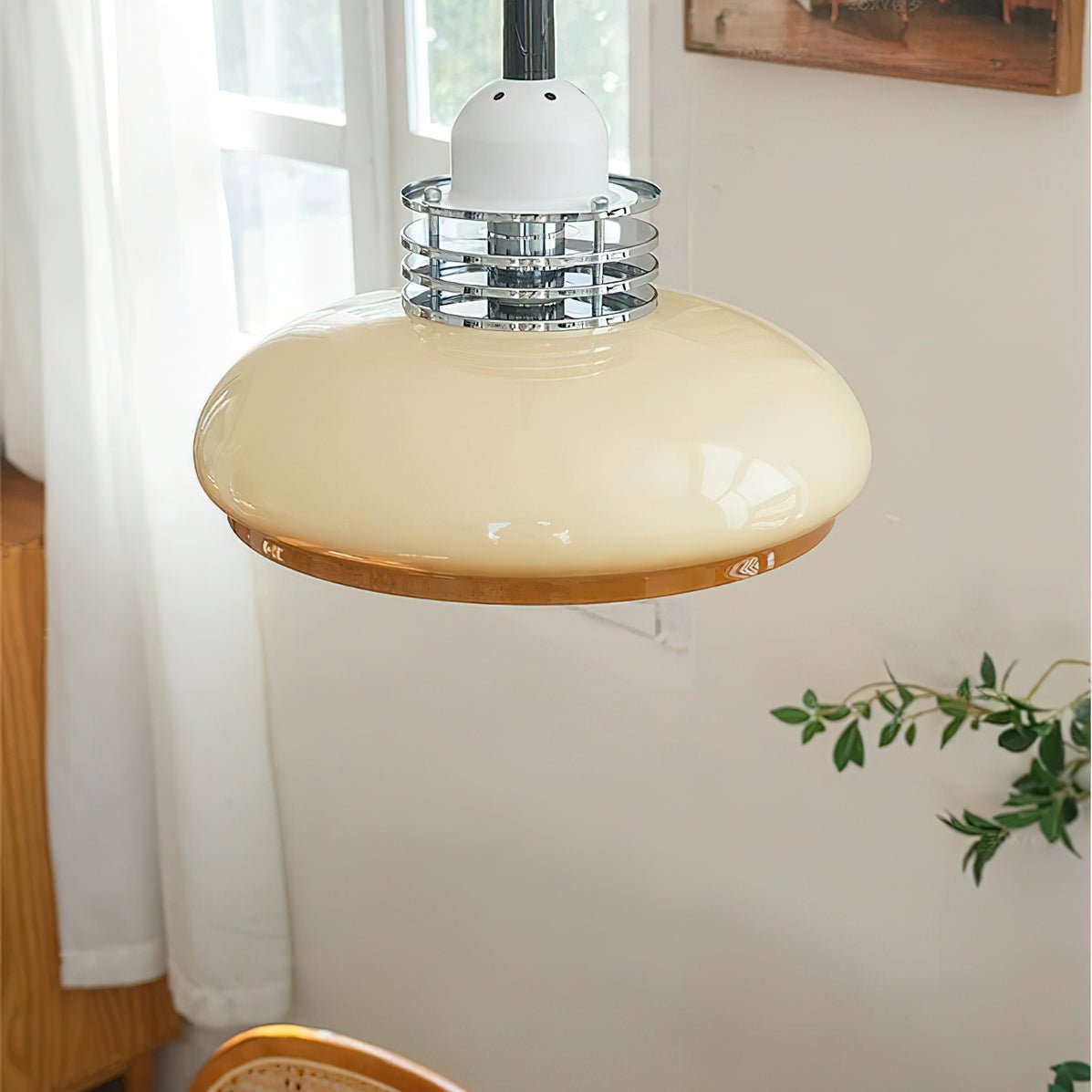 Suspension Bivouac en verre et métal – vue 2