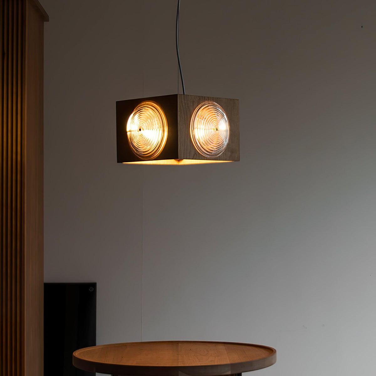 Suspension Aldebaran en bois et verre – vue 3