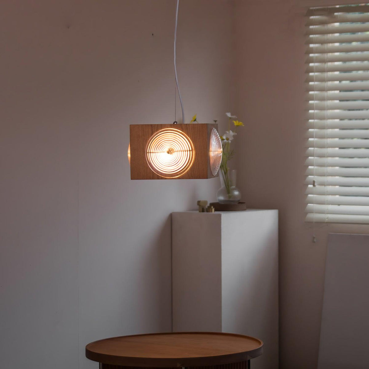 Suspension Aldebaran en bois et verre – vue 6