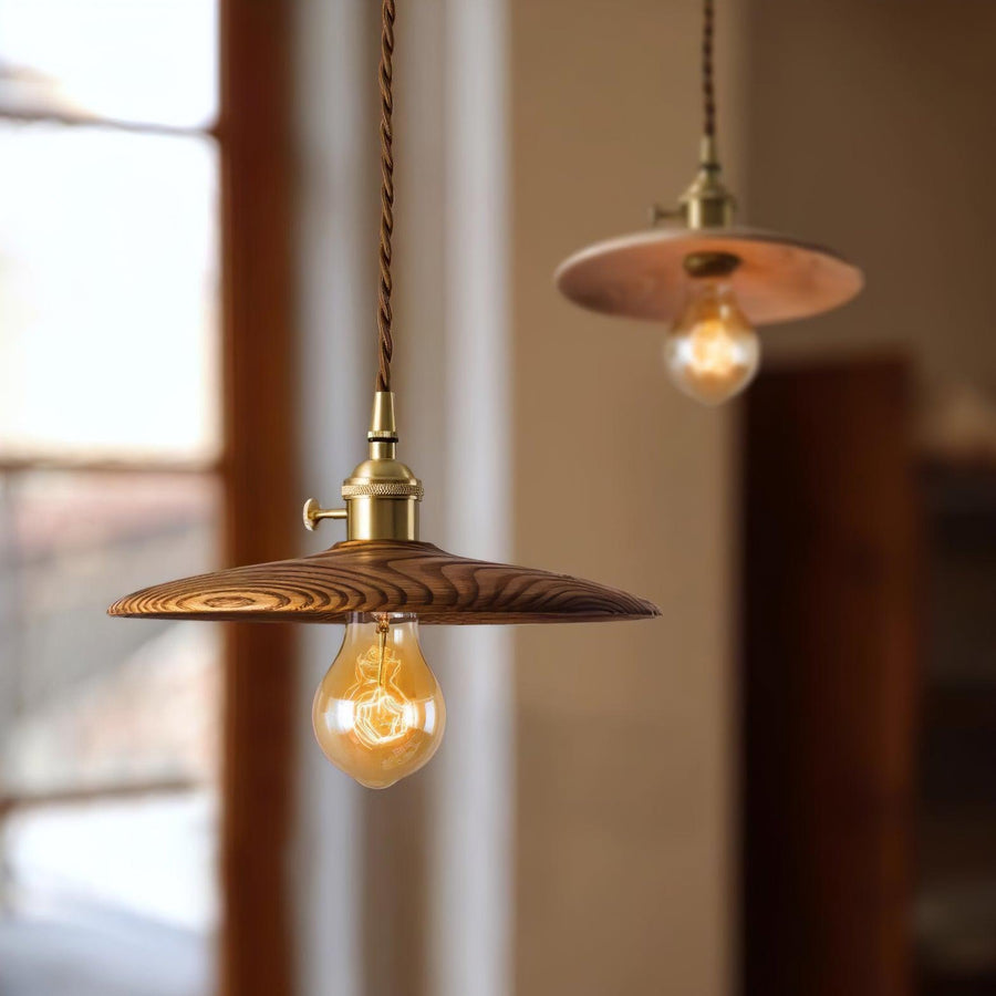 Suspension Primerose en laiton et noyer – vue 3