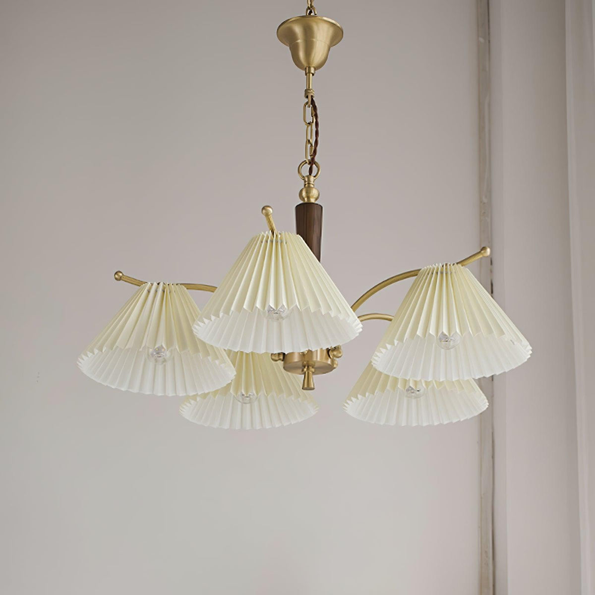 Lustre Atoll en laiton et noyer – vue 10
