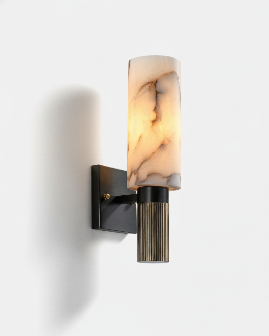 Applique murale Onyx en albâtre et laiton – faubourg & fils