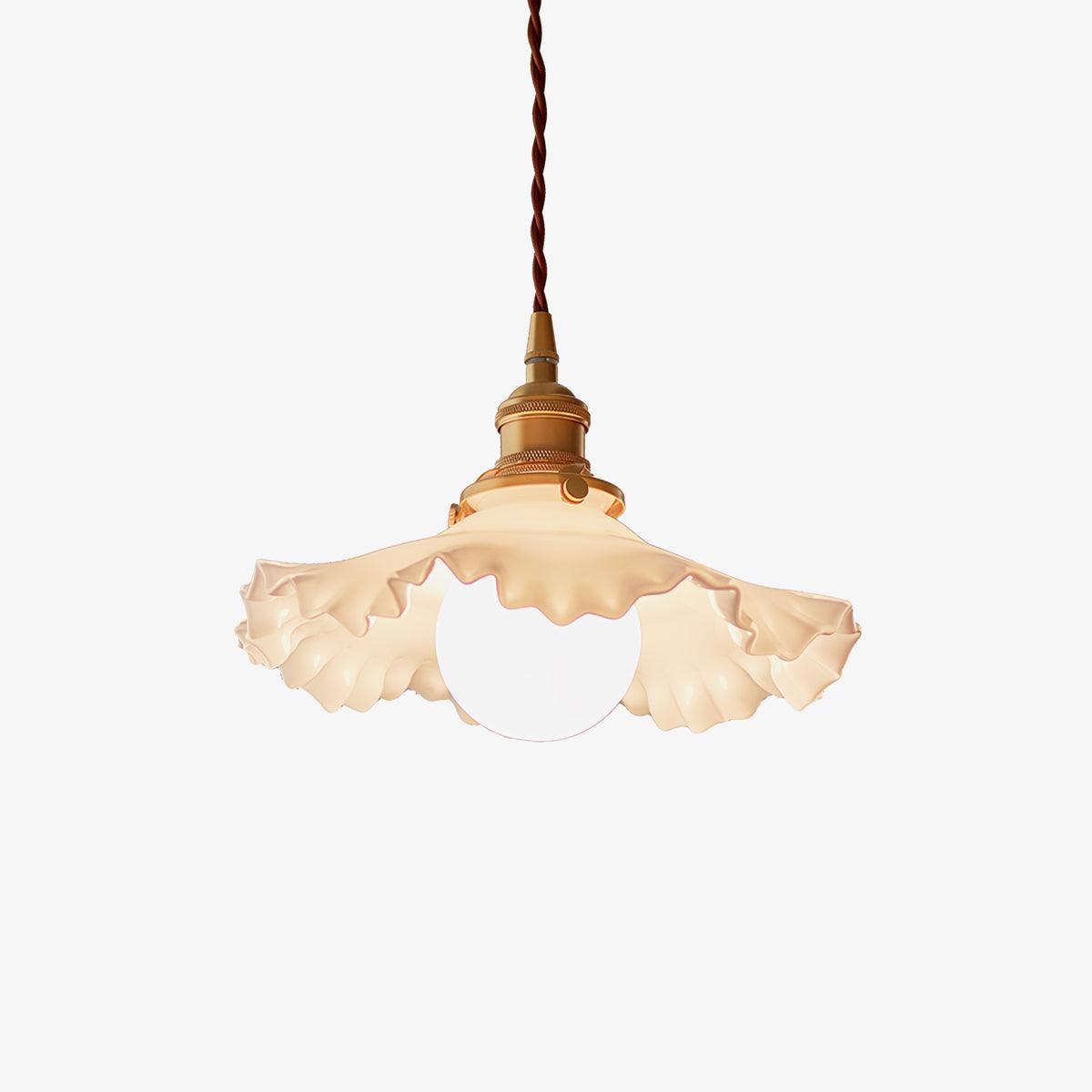 Suspension Géode en verre et laiton – faubourg & fils