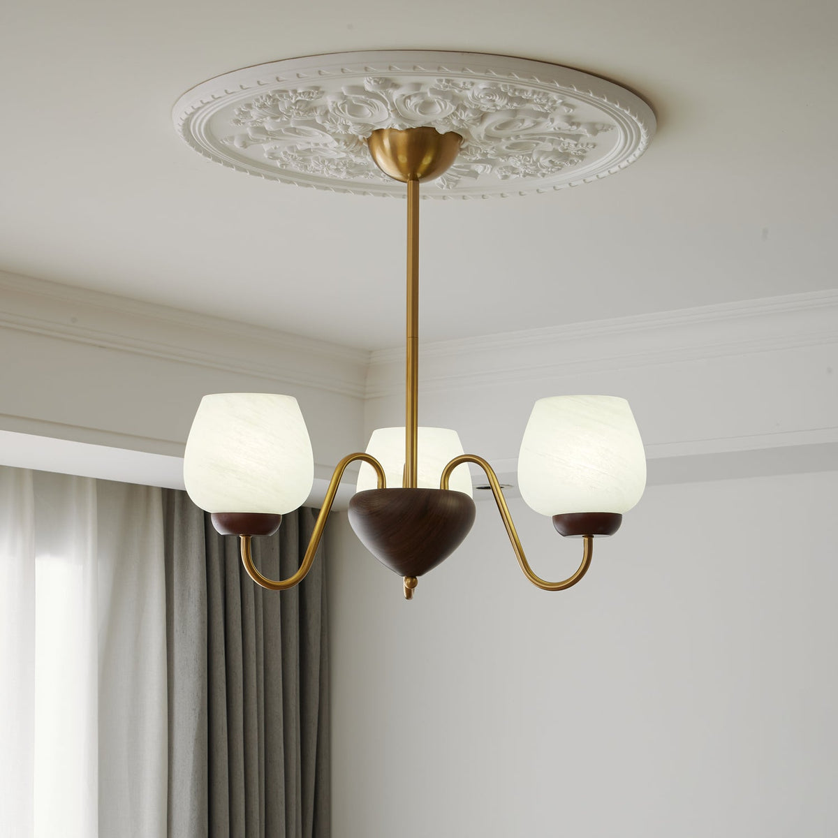 Lustre Pâquerette en verre et bois – vue 34
