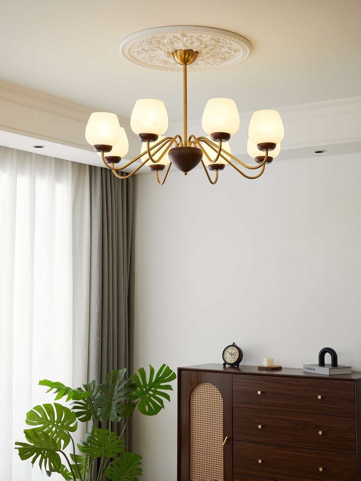 Lustre Pâquerette en verre et bois – vue 8