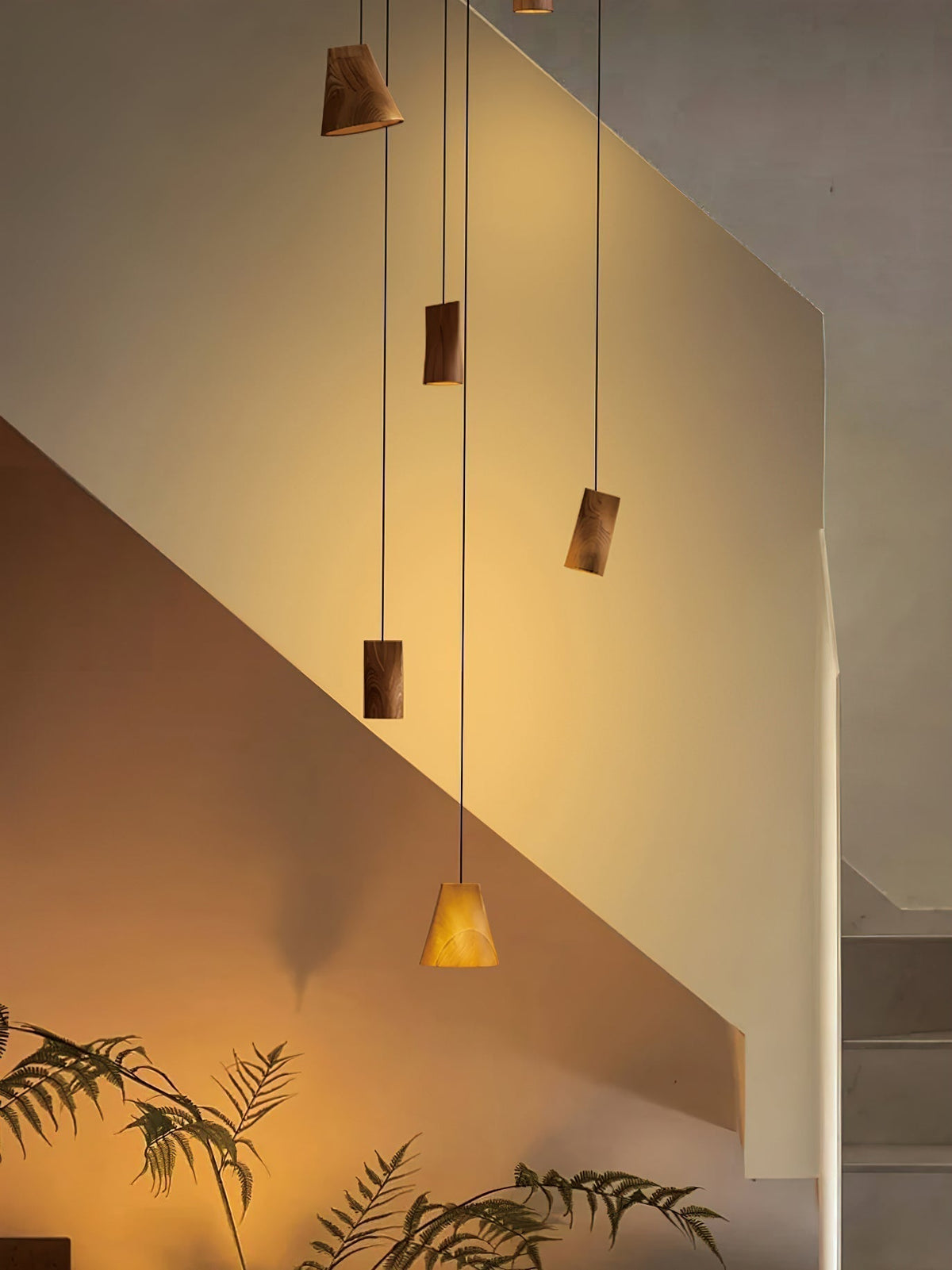 Suspension Badiane en bois et métal – vue 3