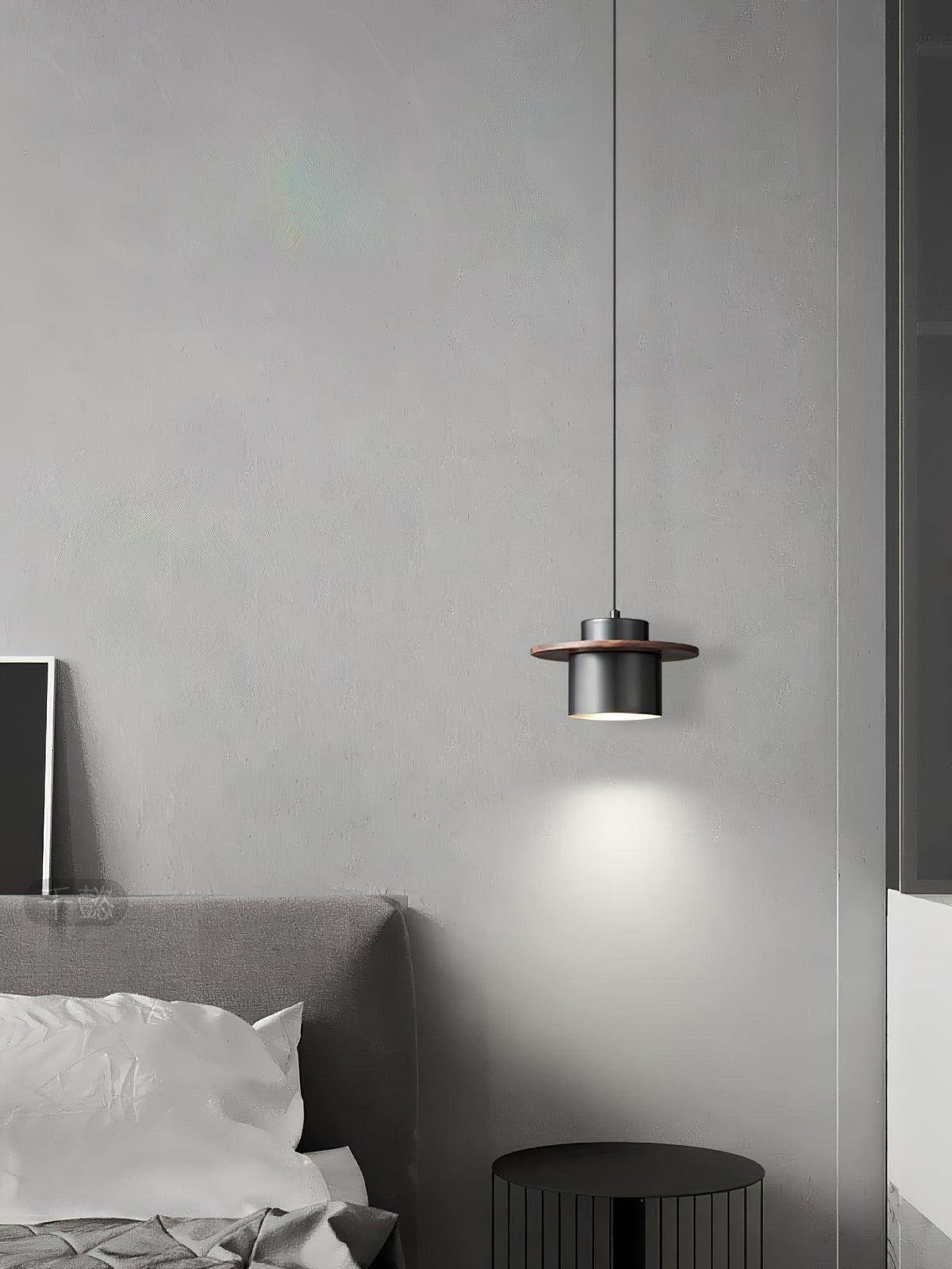 Suspension Héliotrope en laiton et noyer – vue 5
