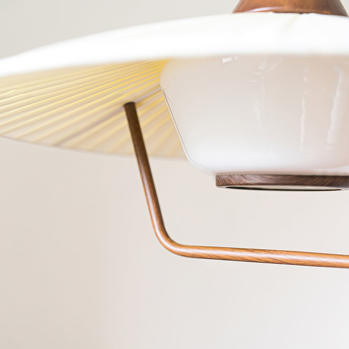 Suspension Sérénade en bois et tissu – vue 20
