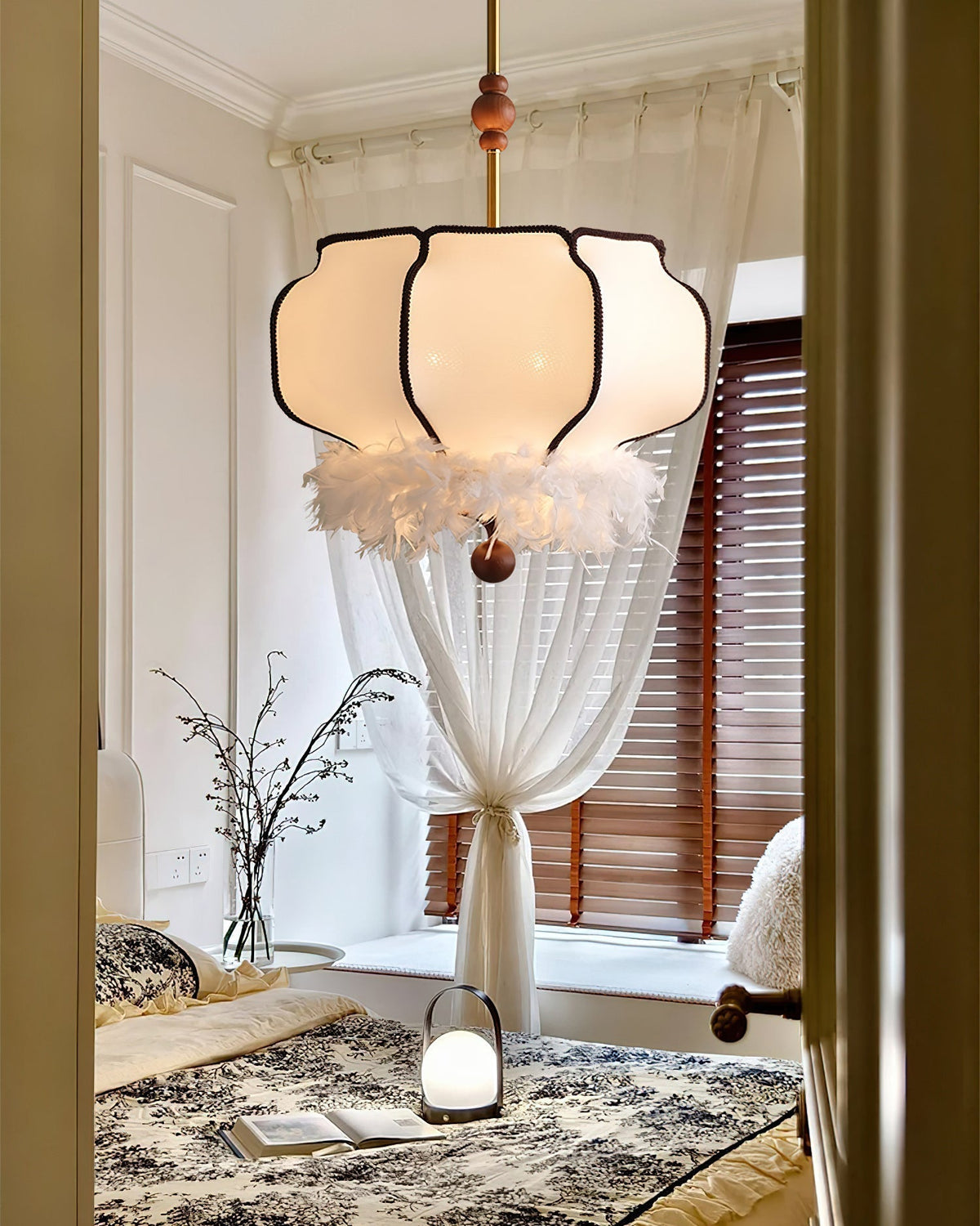 Suspension Chrysanthème en tissu et bois – vue 16