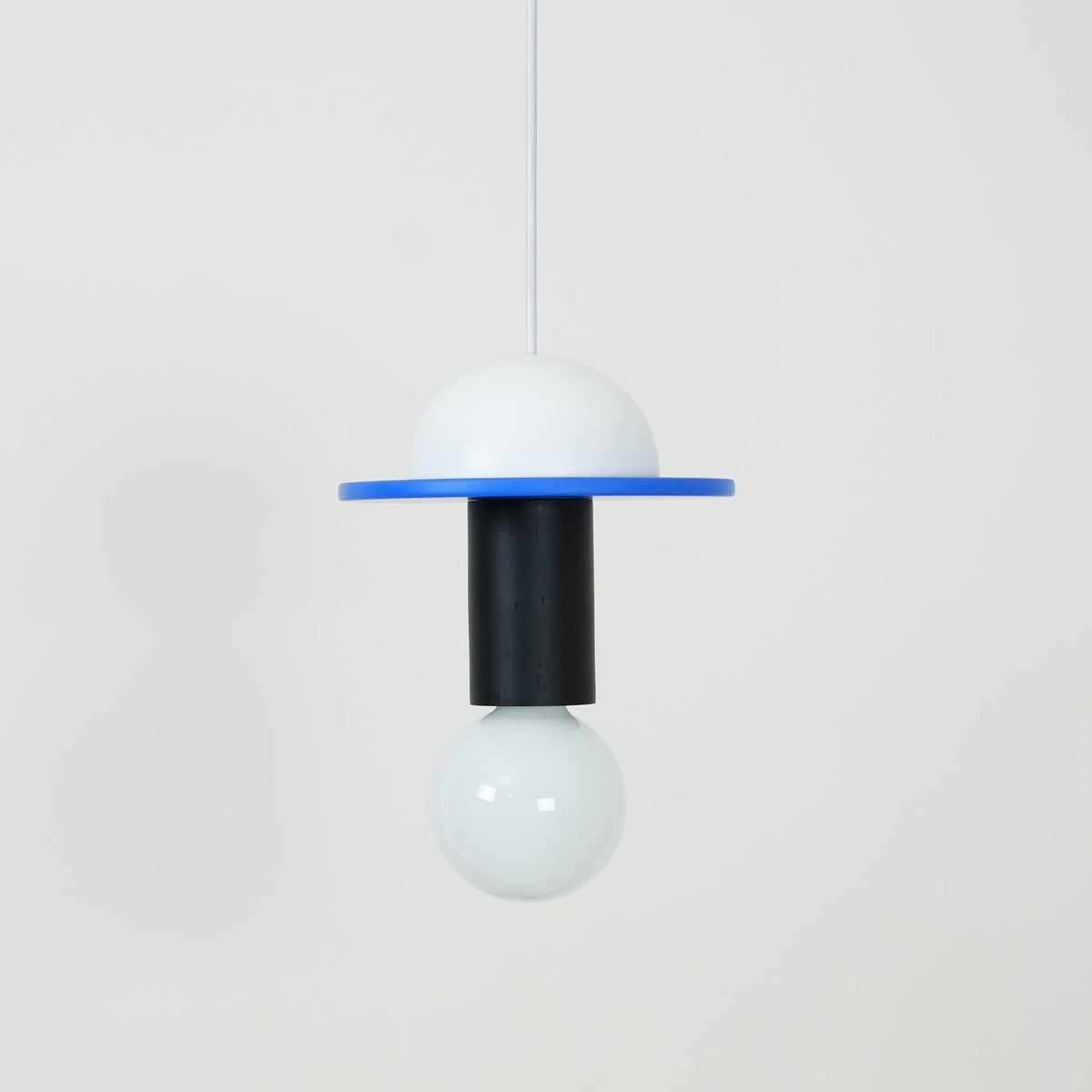 Suspension Kaléidoscope en bois et verre – vue 133