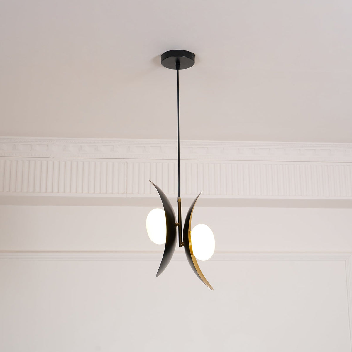 Suspension Manoir en verre et métal – vue 2