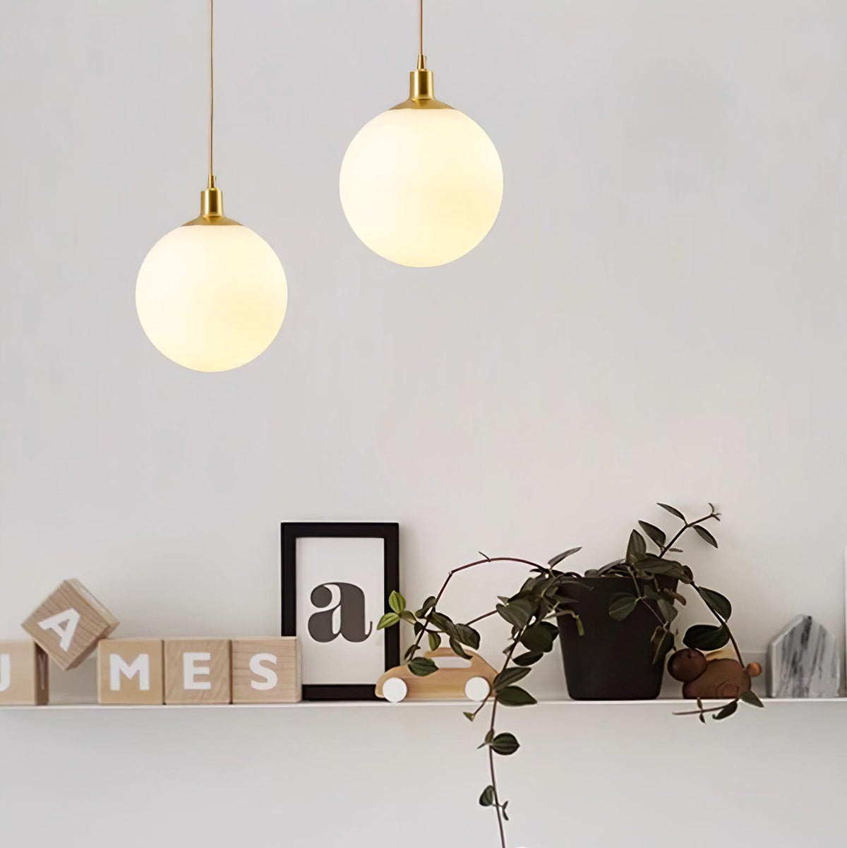 Suspension Grenat en laiton et verre – vue 12