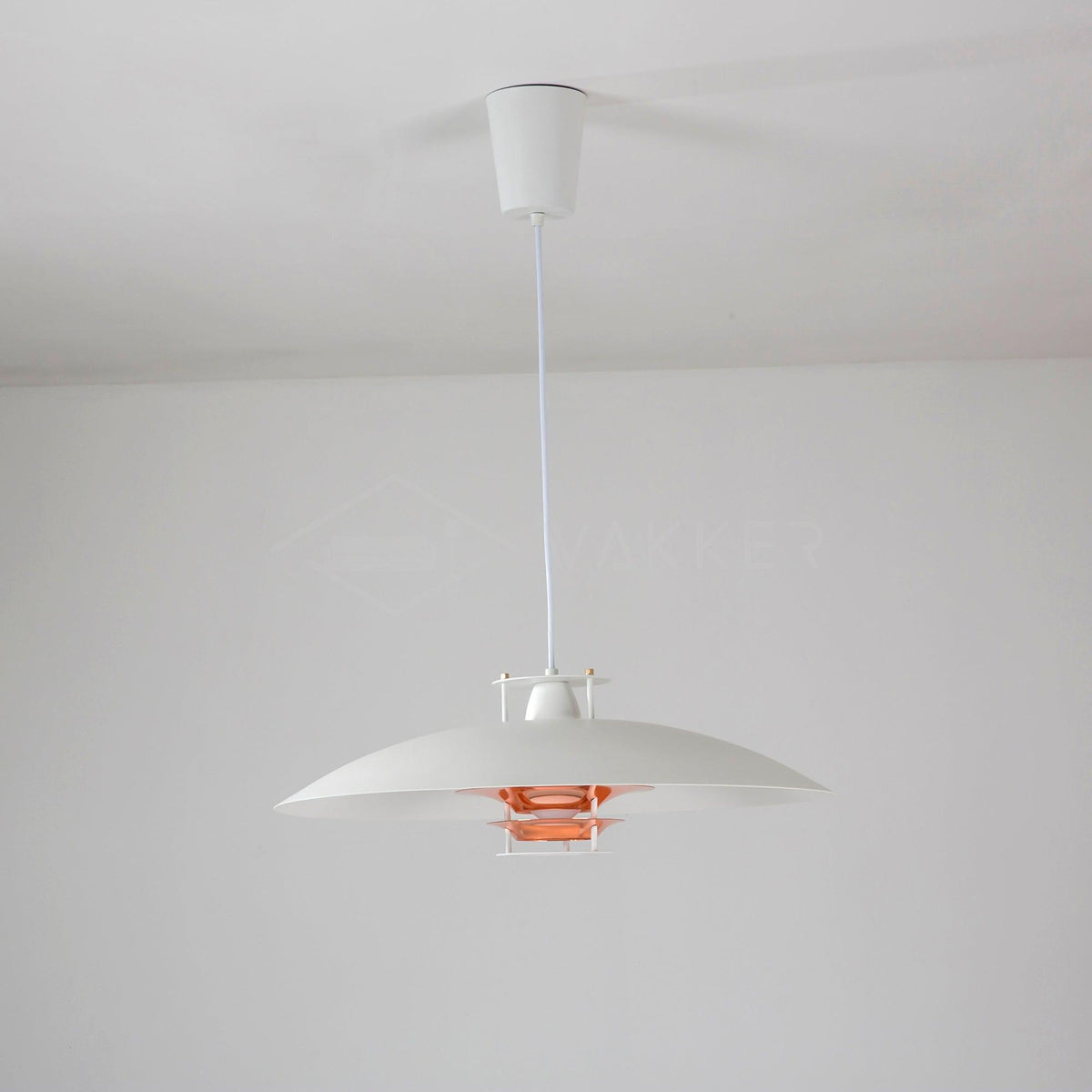 Suspension Cyclamen en aluminium – vue 8