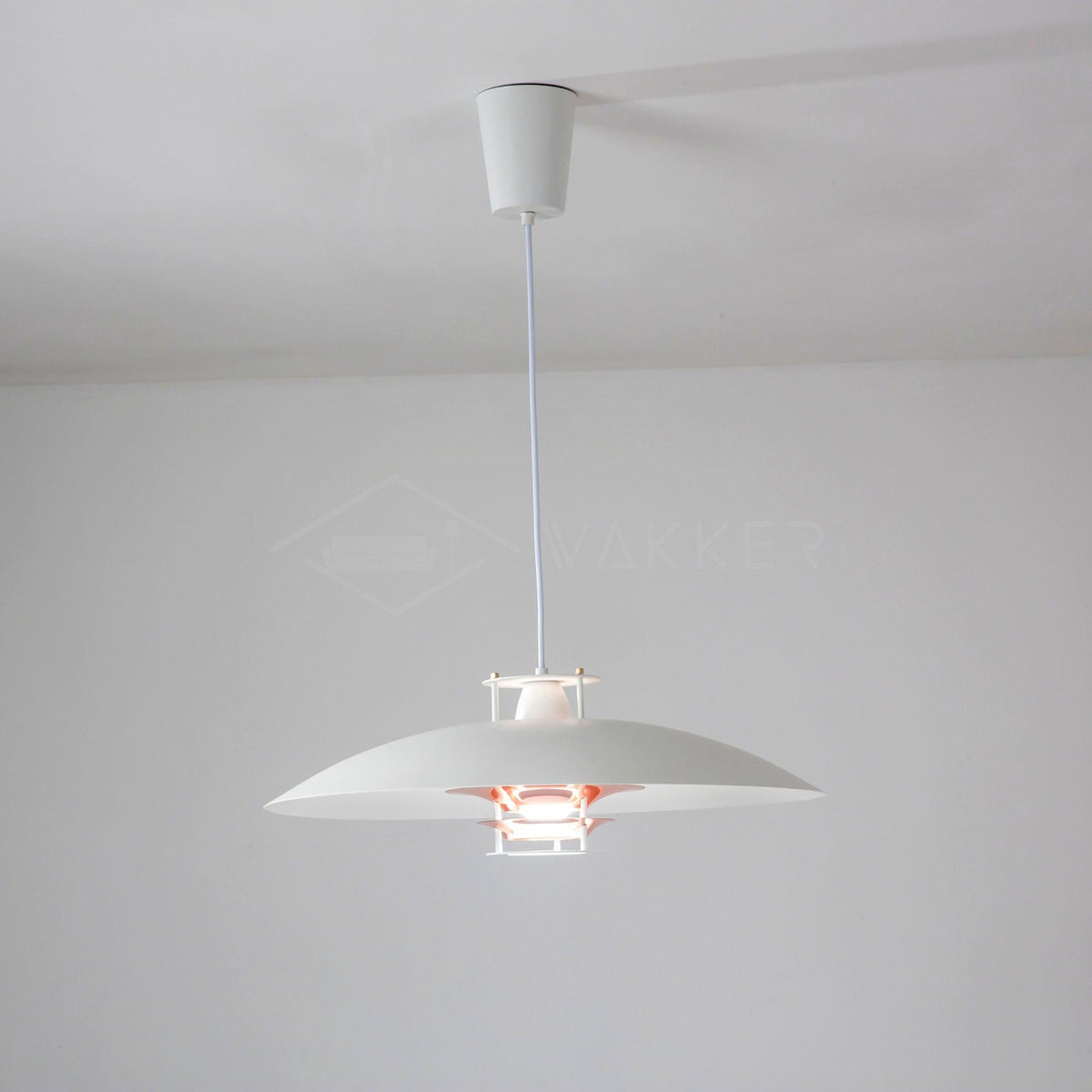 Suspension Cyclamen en aluminium – vue 10