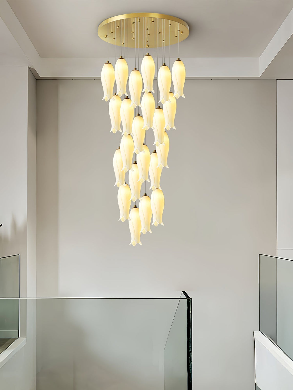 Lustre Gabrielle en albâtre et laiton – vue 51