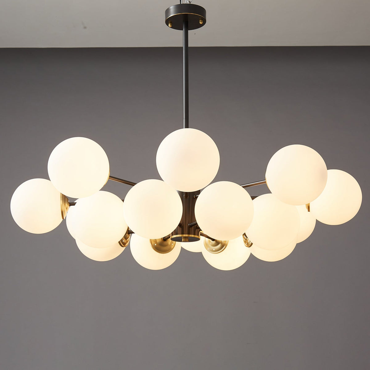 Lustre Sylphe en verre et laiton – vue 12