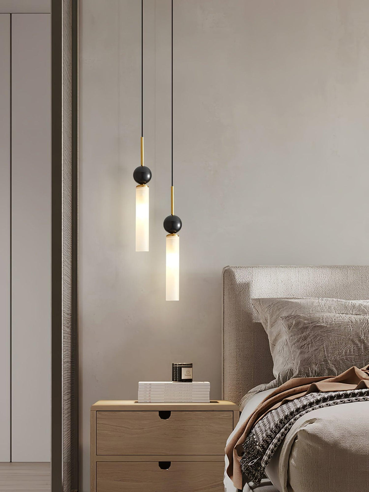 Suspension Houblon en marbre et laiton – vue 17