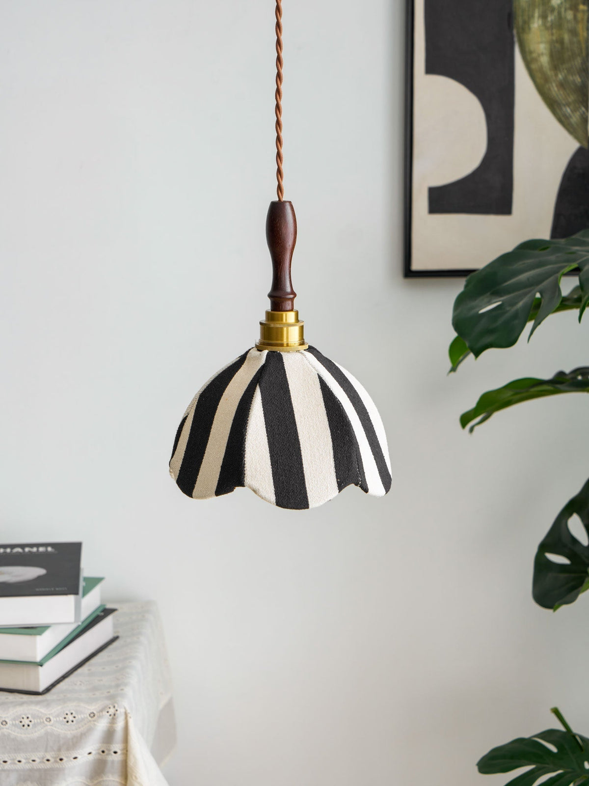 Suspension Ancolie en tissu et métal – vue 17