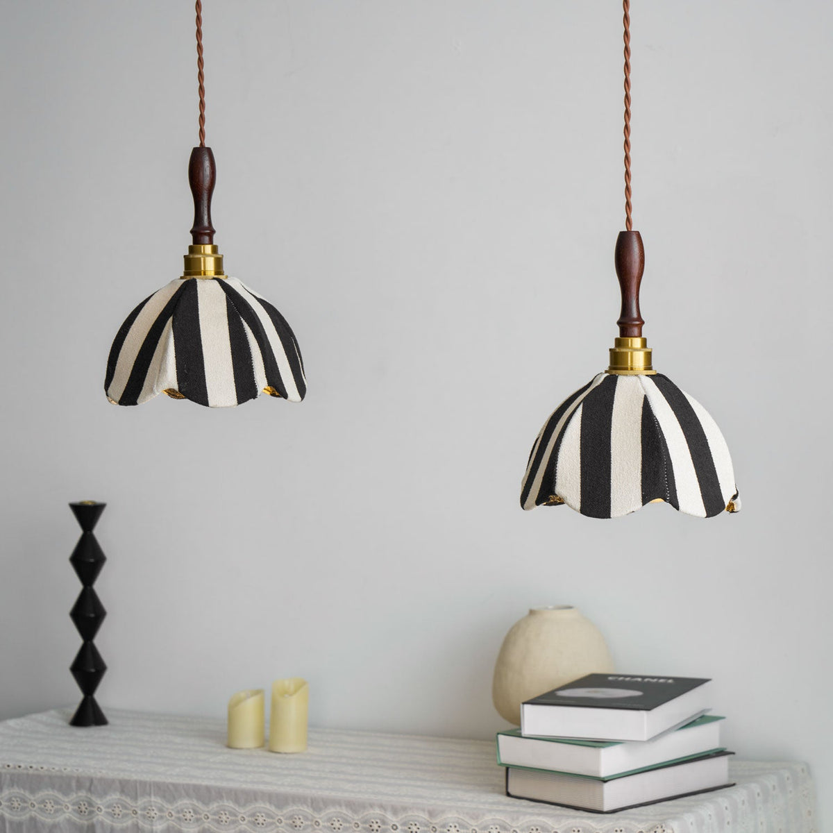 Suspension Ancolie en tissu et métal – vue 18