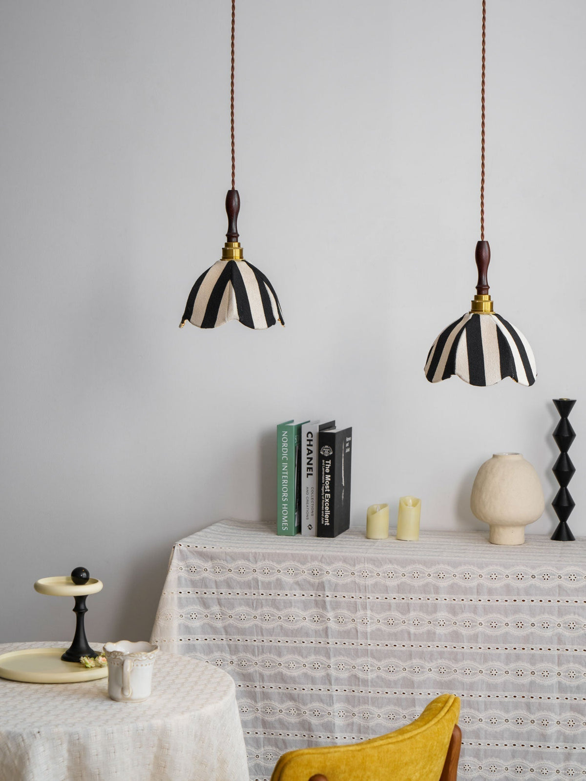 Suspension Ancolie en tissu et métal – vue 11