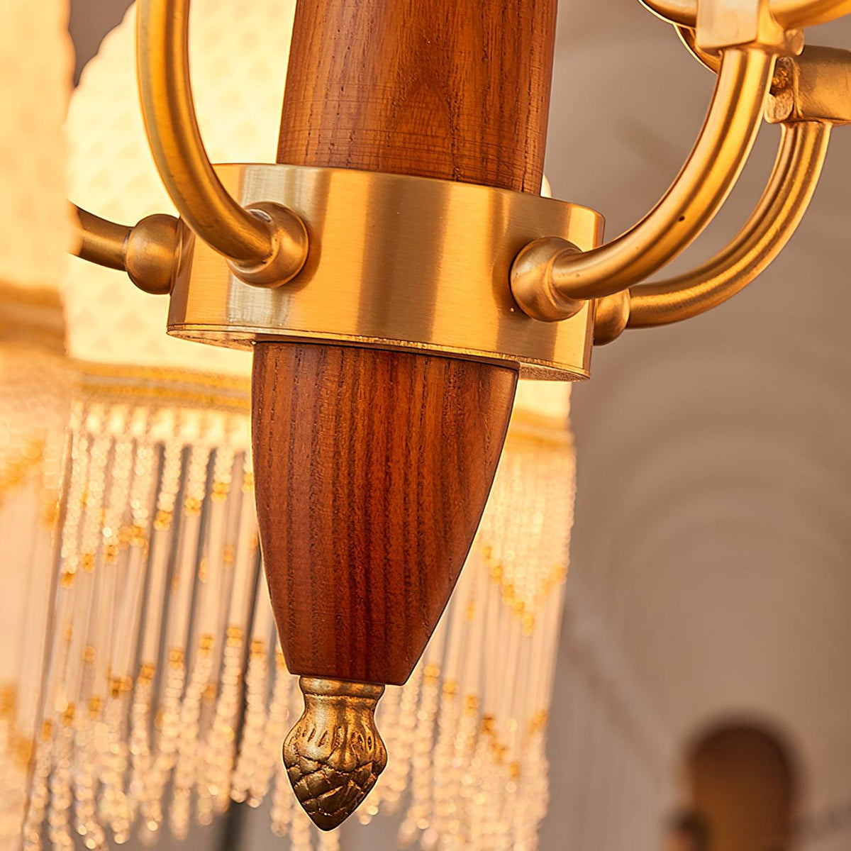 Lustre Dauphin en verre et bois – vue 7