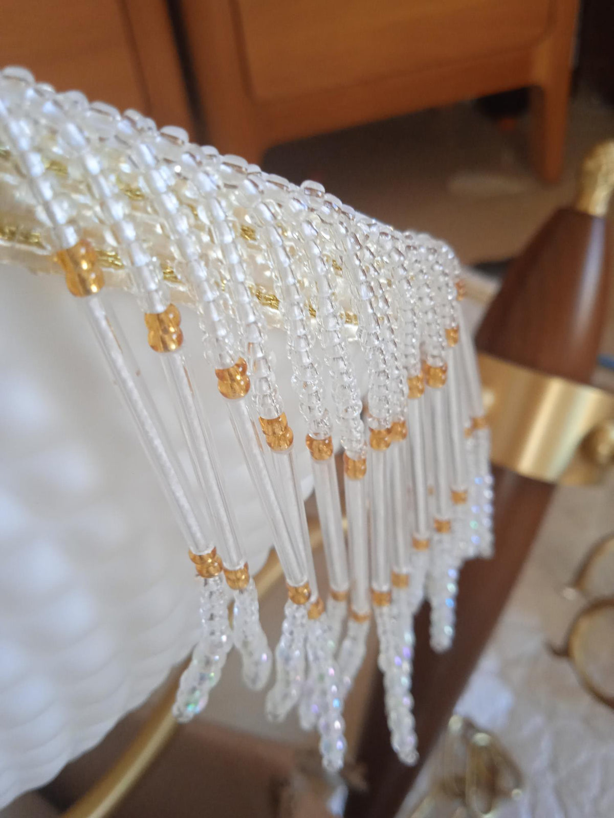 Lustre Dauphin en verre et bois – vue 15