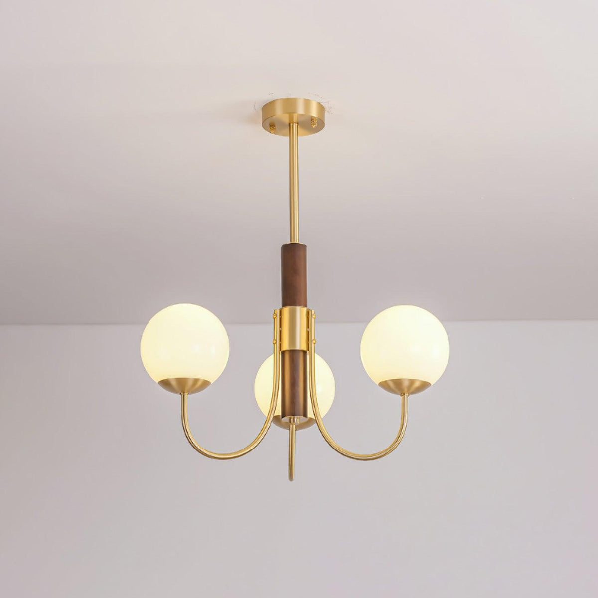 Lustre Chardon en noyer et laiton – vue 3