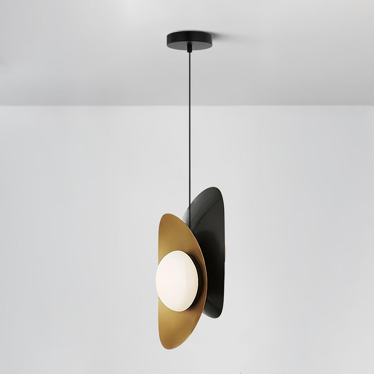 Suspension Manoir en verre et métal – vue 9