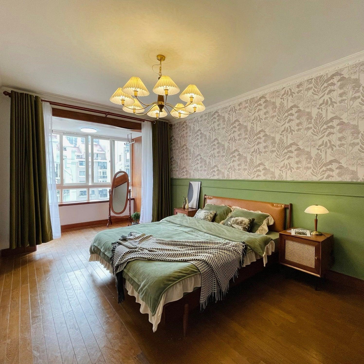Lustre Primevère en noyer et laiton – vue 24